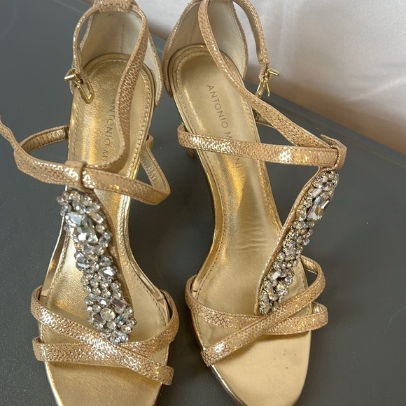 Antonio Melani crystal-embellished shoes Elegant Gold Strappy Women's Heels 8.5 - Picture 13 of 15